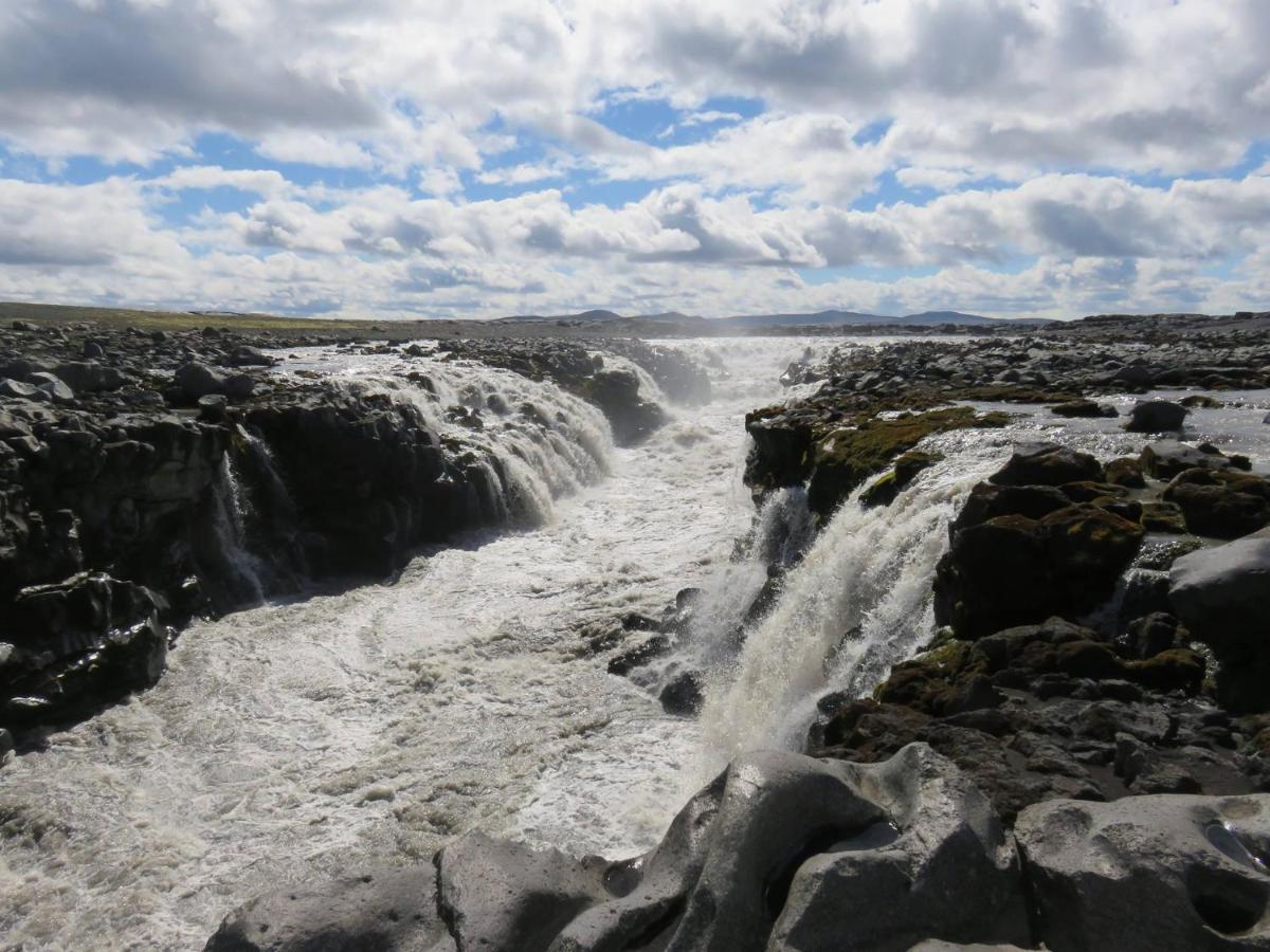 Grímstunga Guesthouse road 864 Hólsfjöllum Grimsstathir a Fjollum Exteriör bild