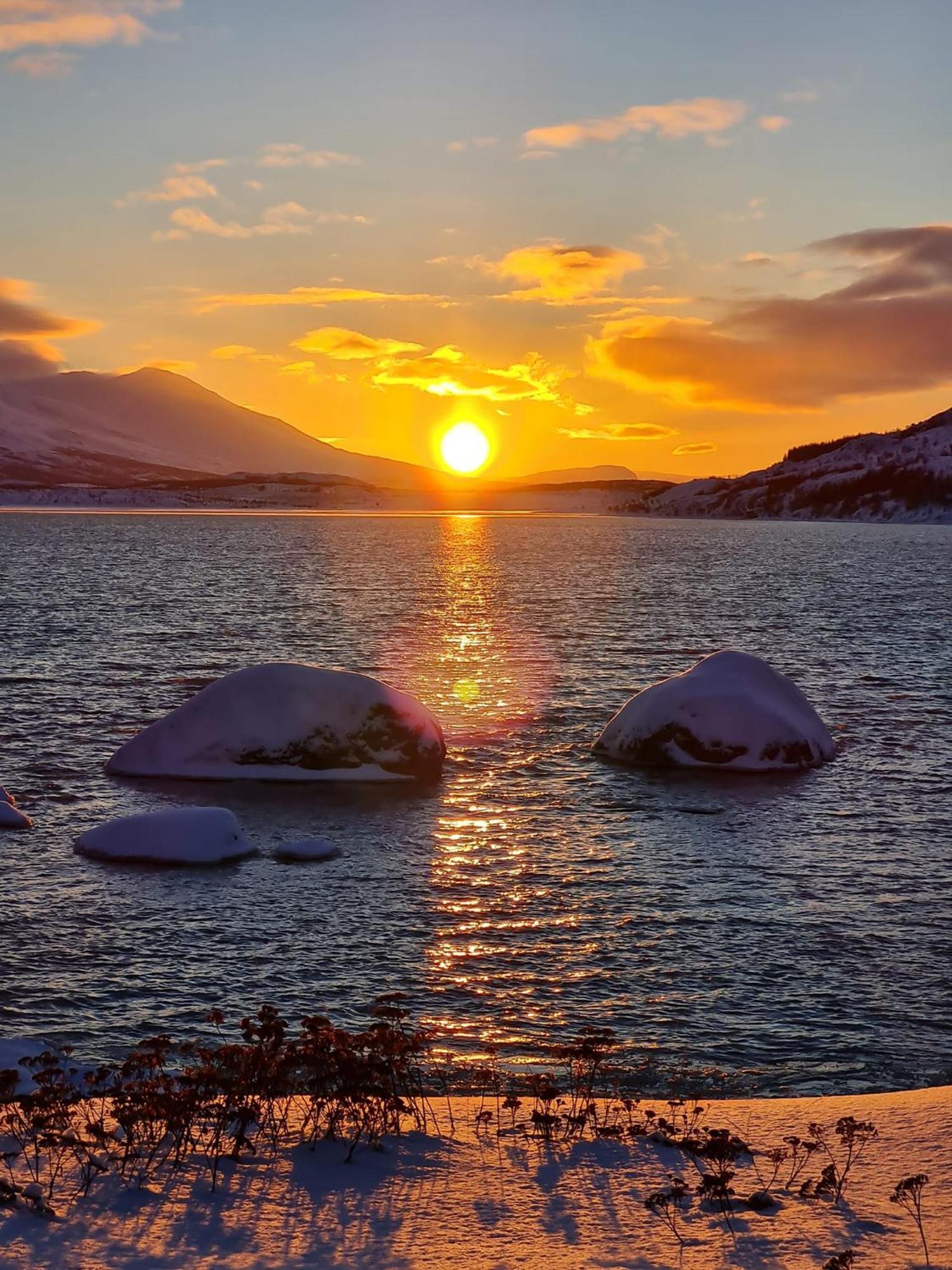Grímstunga Guesthouse road 864 Hólsfjöllum Grimsstathir a Fjollum Exteriör bild